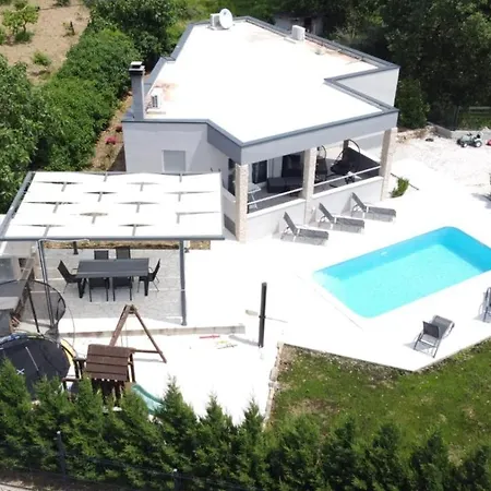Villa Naklice Omis